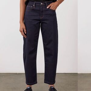 Ruti Barrel Jeans NWOT
